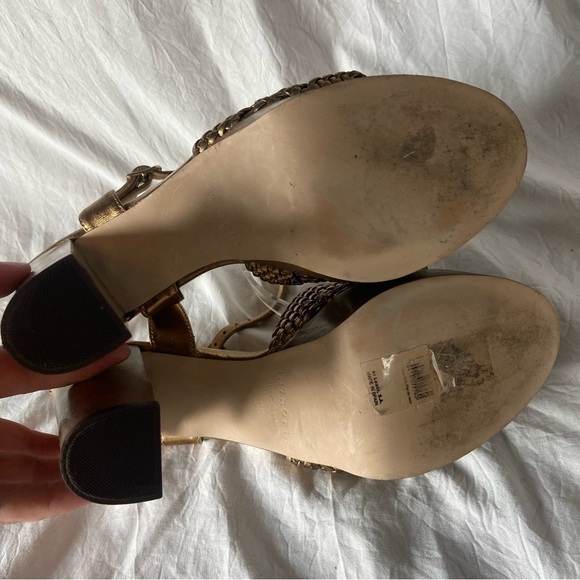 Intropia Metallic Gold Woven Leather Heels - Picture 3 of 12